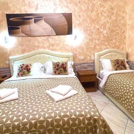 Relax On 2 - Guesthouse โรม ภายนอก รูปภาพ
