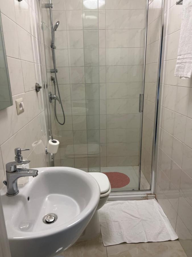 Relax On 2 - Guesthouse โรม ภายนอก รูปภาพ