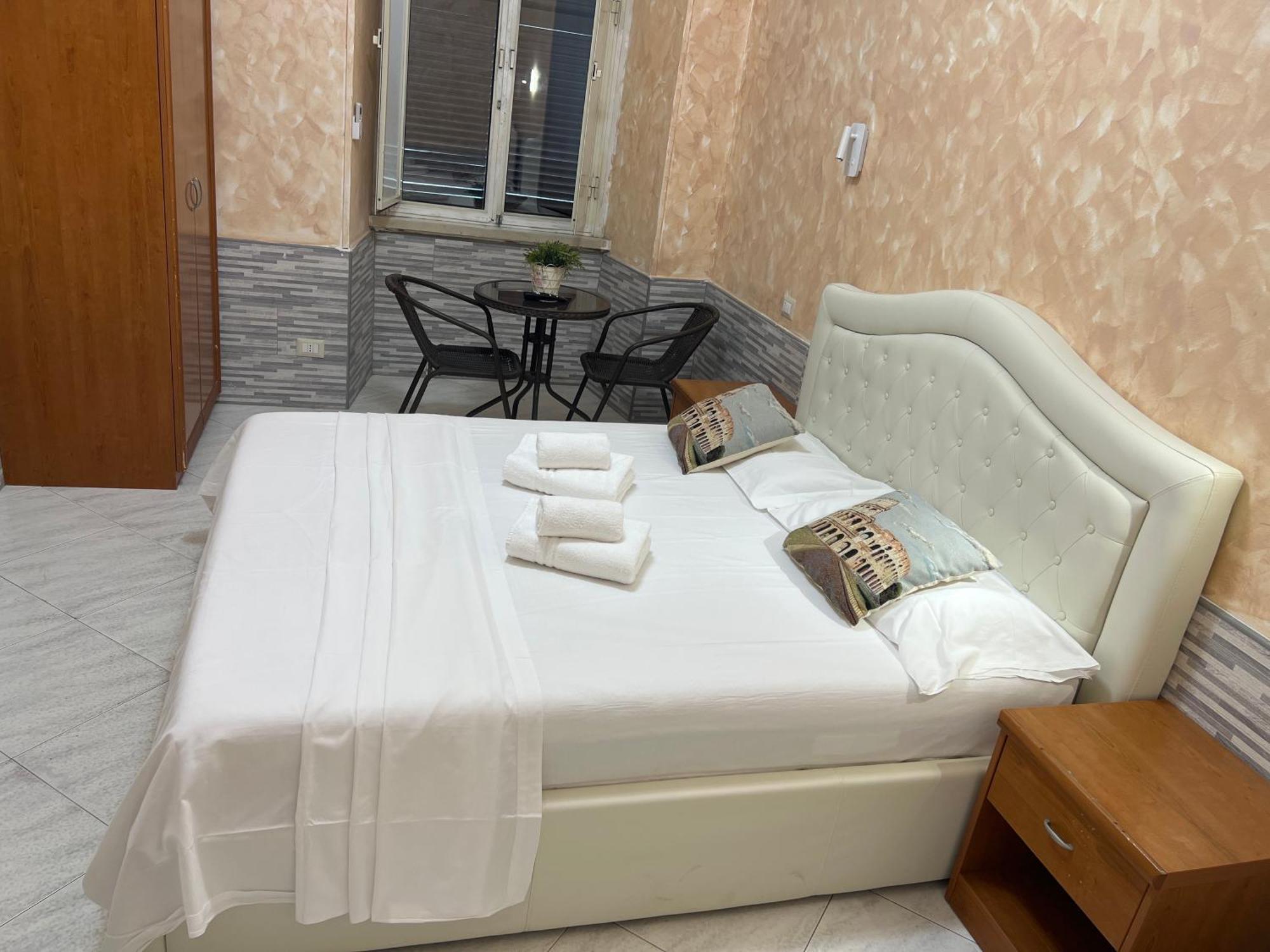 Relax On 2 - Guesthouse โรม ภายนอก รูปภาพ