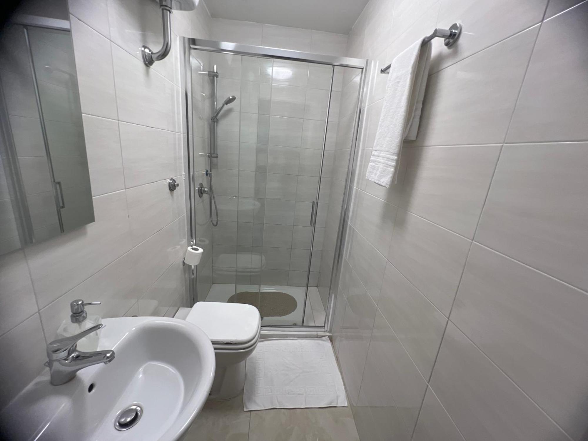 Relax On 2 - Guesthouse โรม ภายนอก รูปภาพ